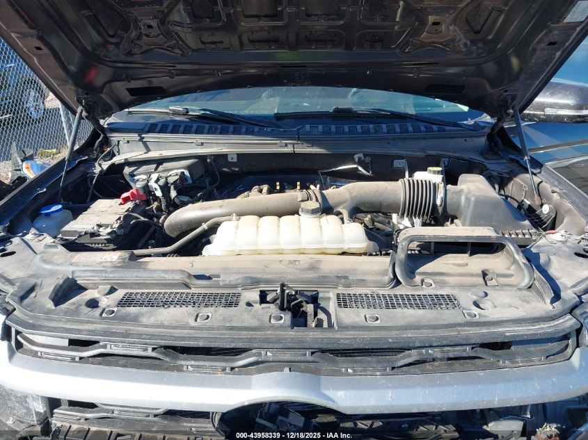 2024 Ford Expedition Xlt VIN: 1FMJU1J89REA61944 Lot: 43958339