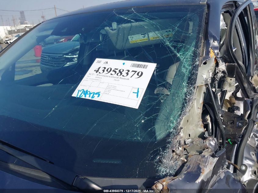 2017 Honda Pilot Touring VIN: 5FNYF6H90HB001721 Lot: 43958379