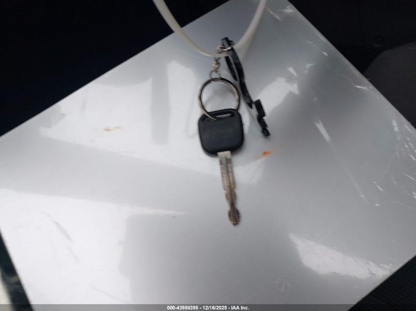 2000 Toyota Celica Gt VIN: JTDDR32T5Y0001365 Lot: 43958395