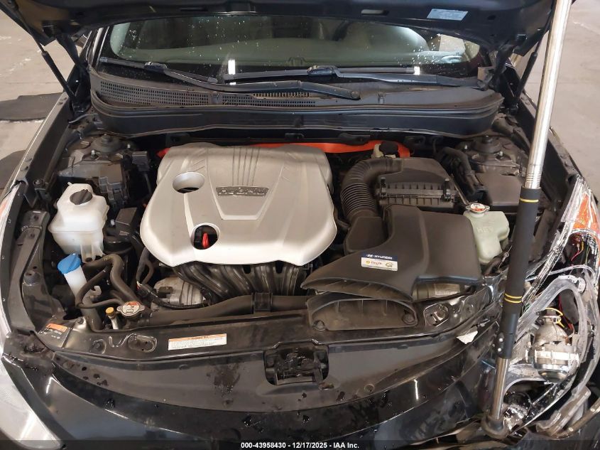 2014 Hyundai Sonata Hybrid Limited VIN: KMHEC4A4XEA111044 Lot: 43958430