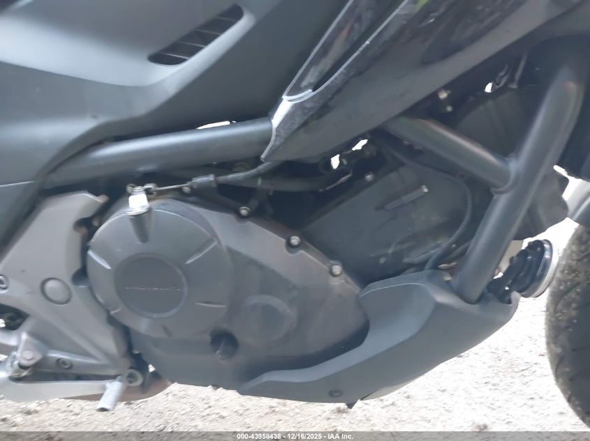 2015 Honda Nc700X VIN: JH2RC635XFK300013 Lot: 43958438