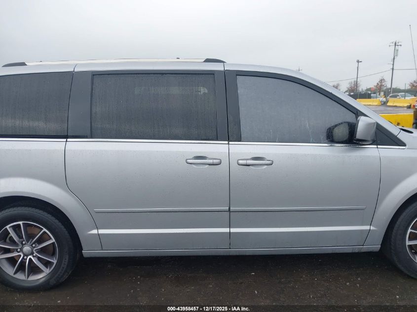 2017 Dodge Grand Caravan Sxt VIN: 2C4RDGCG6HR786577 Lot: 43958457