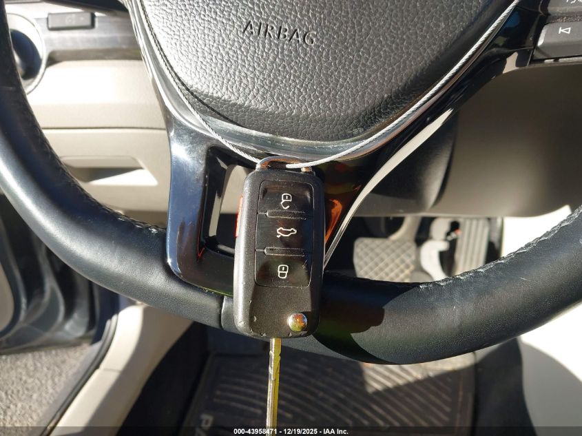 2016 Volkswagen Passat 1.8T Se VIN: 1VWBS7A35GC054209 Lot: 43958471