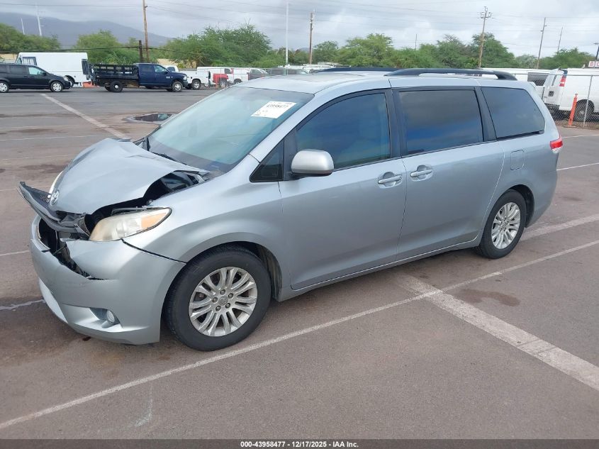 2013 Toyota Sienna Xle V6 7 Passenger Auto Access Seat/Xle V6 8 Passenger
