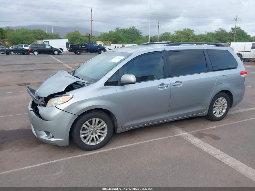 2013 Toyota Sienna Xle V6 7 Passenger Auto Access Seat/Xle V6 8 Passenger VIN: 5TDYK3DC1DS310650 Lot: 43958477