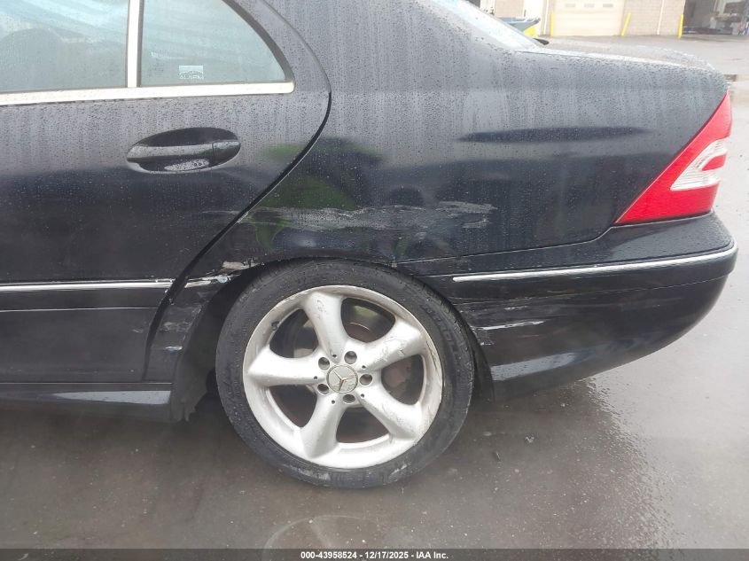 2005 Mercedes-Benz C 230 Kompressor Sport VIN: WDBRF40J25F617425 Lot: 43958524