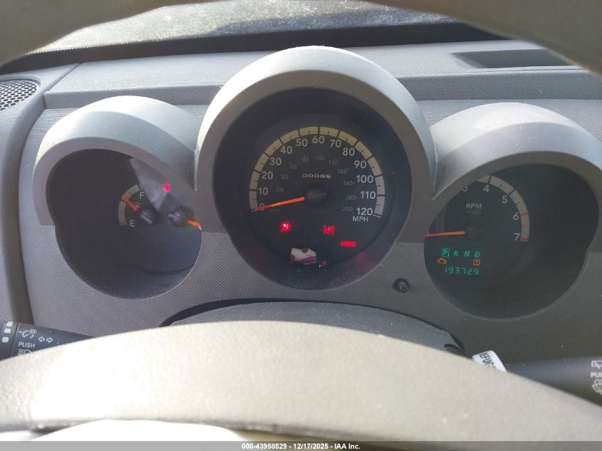 2007 Dodge Nitro Sxt VIN: 1D8GU28K77W551992 Lot: 43958529