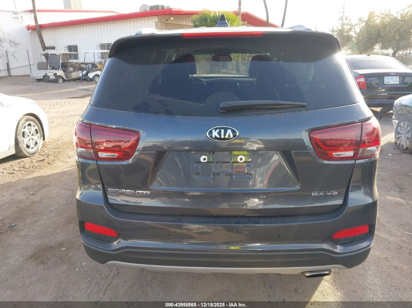 2019 Kia Sorento 3.3L Ex VIN: 5XYPH4A56KG530883 Lot: 43958565