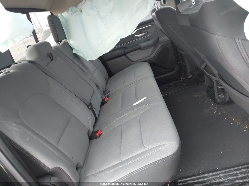 2019 Ram 1500 Big Horn/Lone Star 4X4 5'7 Box VIN: 1C6RRFFG5KN784256 Lot: 43958566