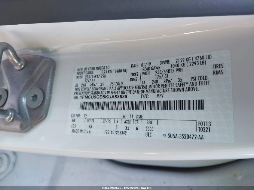 2019 Ford Escape Se VIN: 1FMCU9GD5KUA83639 Lot: 43958575