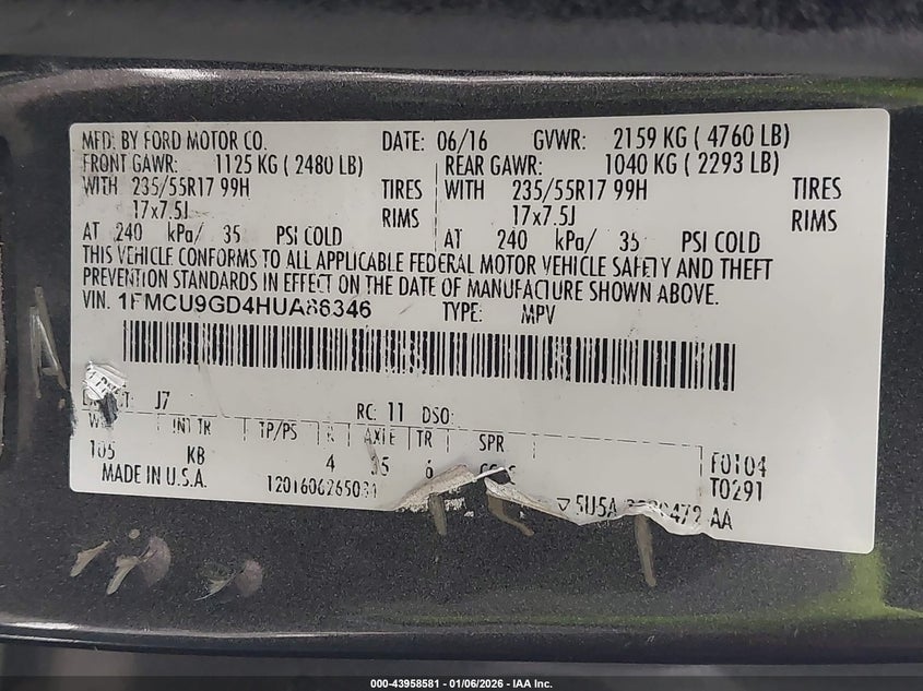 VIN 1FMCU9GD4HUA86346 2017 FORD ESCAPE SE