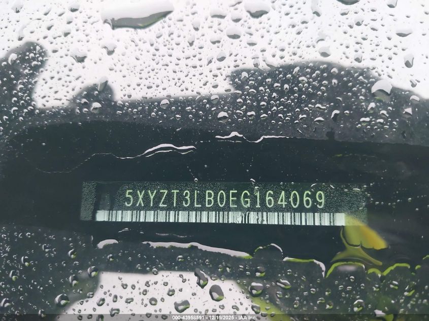 2014 Hyundai Santa Fe Sport 2.4L VIN: 5XYZT3LB0EG164069 Lot: 43958591