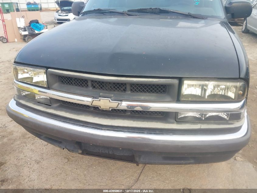 2000 Chevrolet Blazer Ls VIN: 1GNCS18W1YK293937 Lot: 43958631