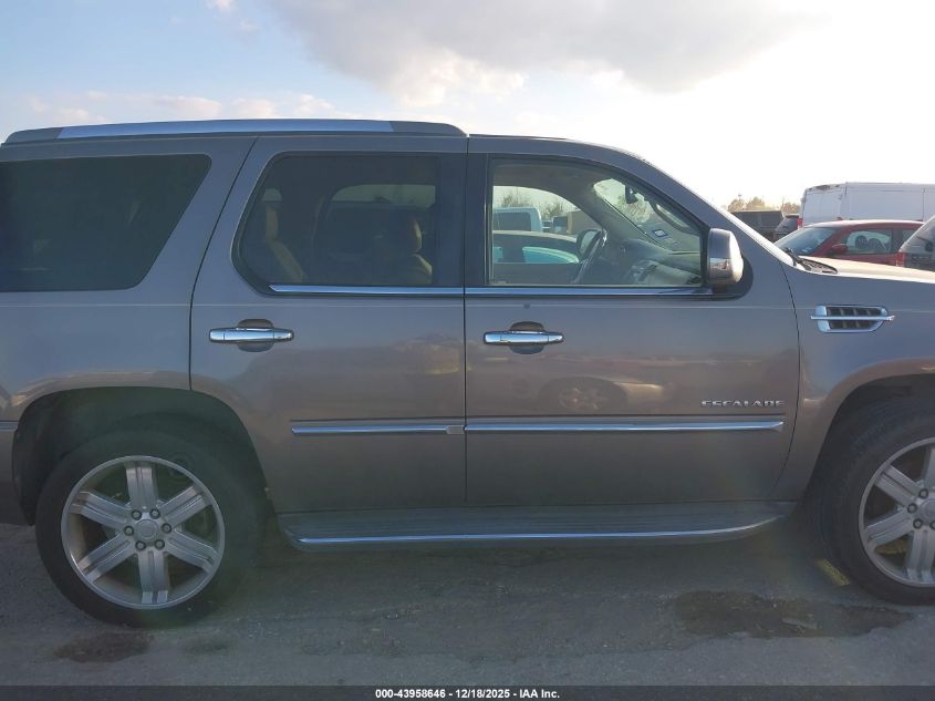 2012 Cadillac Escalade Luxury VIN: 1GYS3BEF9CR307427 Lot: 43958646