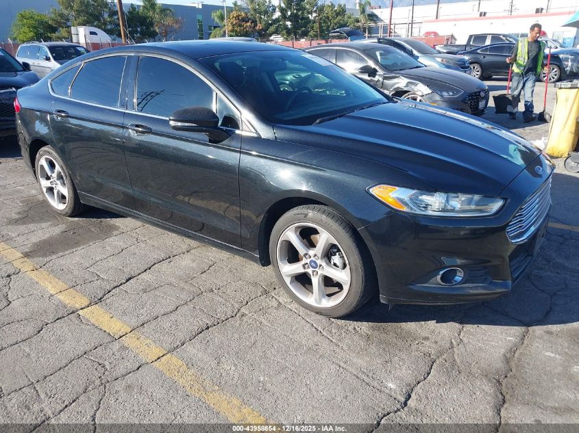 FORD FUSION SE