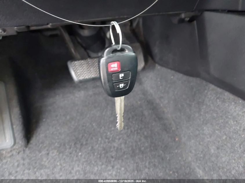 2015 Toyota Rav4 Le VIN: 2T3ZFREV5FW153962 Lot: 43958696