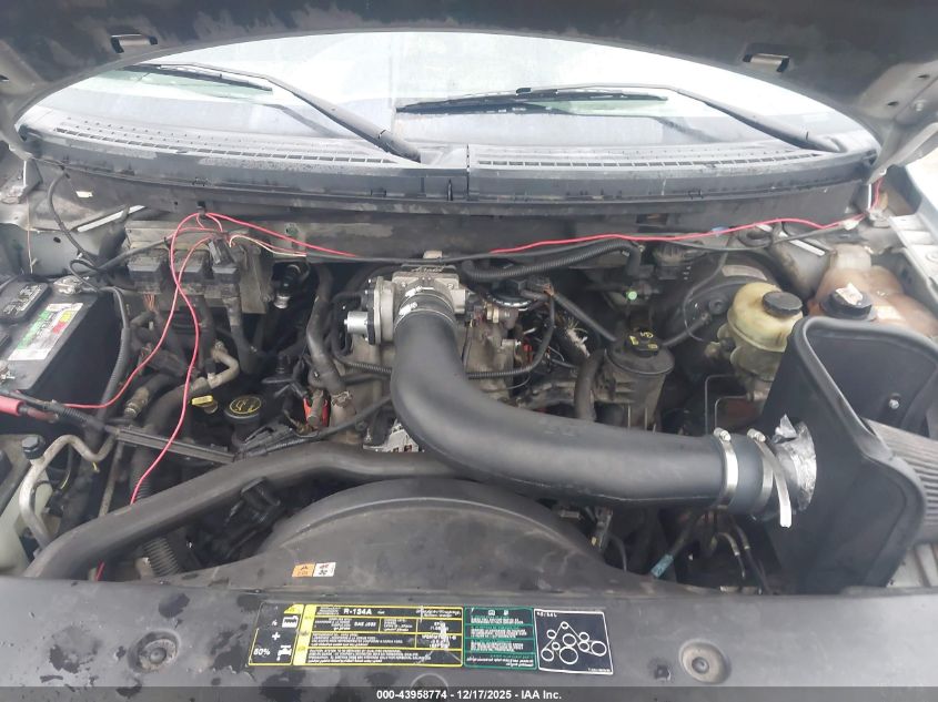 2004 Ford F-150 Stx/Xl/Xlt VIN: 1FTRX12W84NA30639 Lot: 43958774