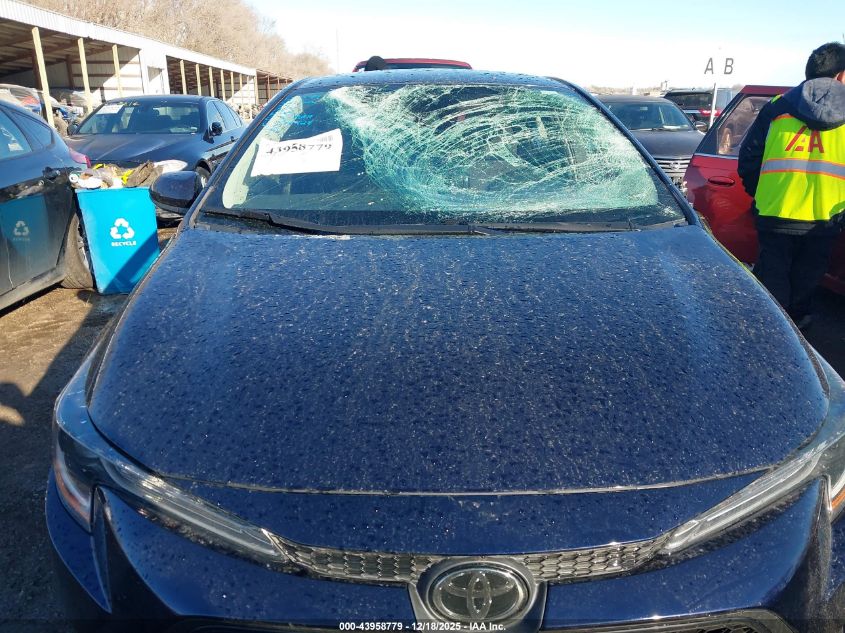 2022 Toyota Corolla Le VIN: 5YFEPMAE5NP279428 Lot: 43958779