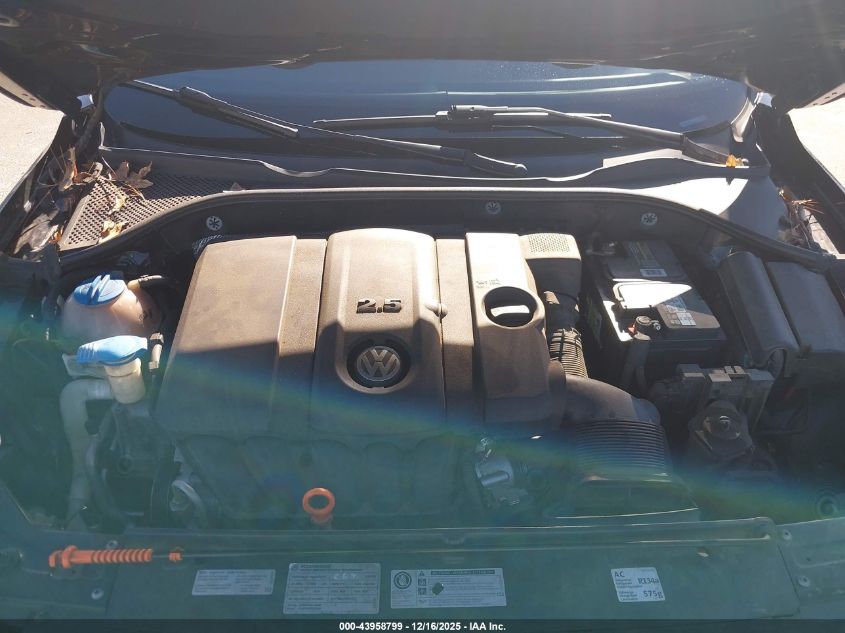 2012 Volkswagen Passat 2.5L Se VIN: 1VWBH7A37CC098754 Lot: 43958799