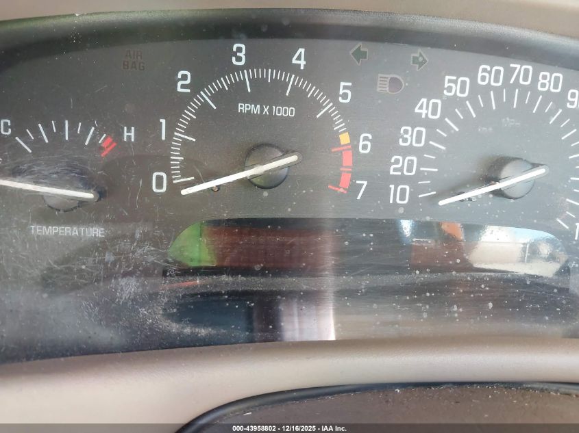 2000 Buick Park Avenue VIN: 1G4CW54K1Y4296618 Lot: 43958802