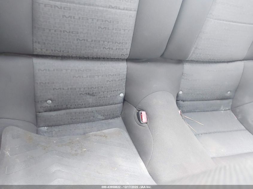 2006 Ford Mustang V6 VIN: 1ZVFT80N765262666 Lot: 43958822