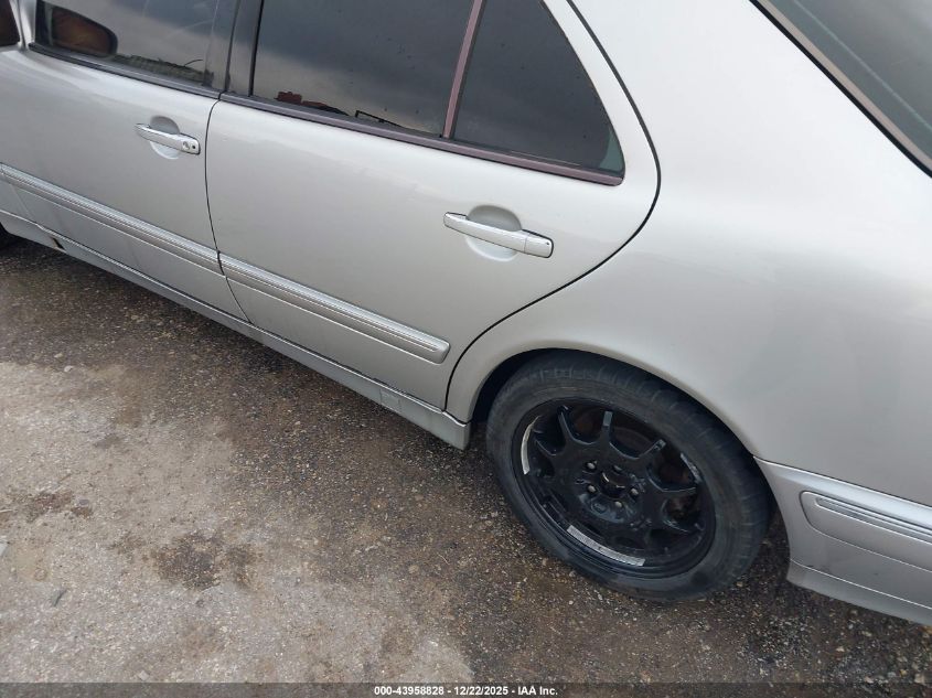 2000 Mercedes-Benz E 430 VIN: WDBJF70J2YB096345 Lot: 43958828