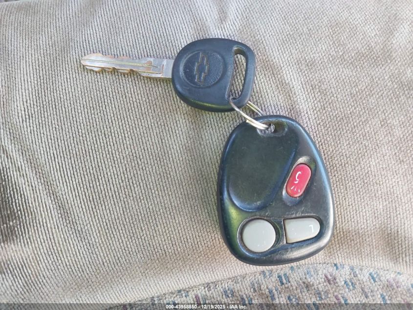 2001 Chevrolet Silverado 2500Hd Ls VIN: 1GCHC23U71F181536 Lot: 43958850