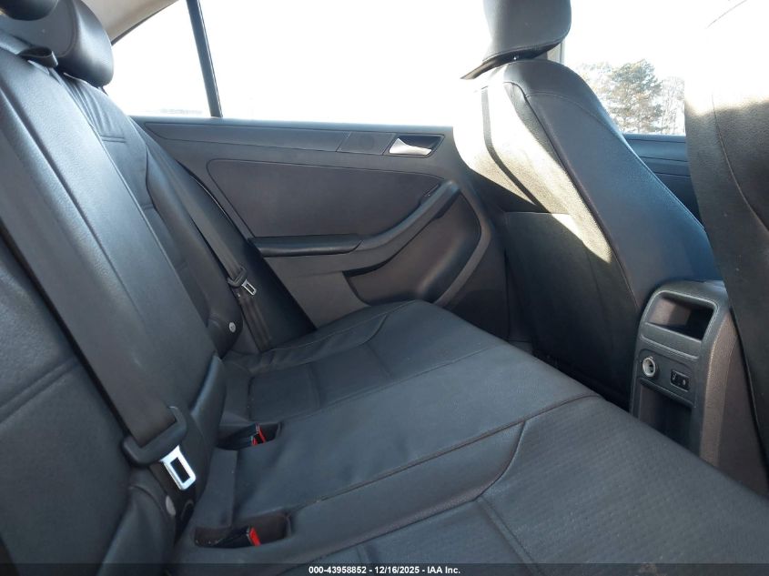 2012 Volkswagen Jetta 2.5L Se VIN: 3VWDP7AJ3CM419827 Lot: 43958852