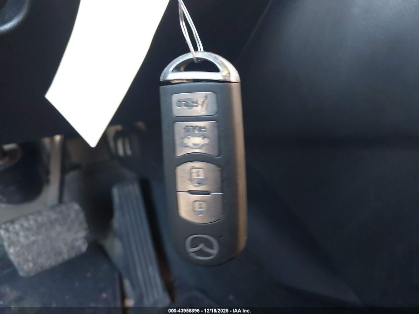 2014 Mazda Mazda3 I Sport VIN: JM1BM1U78E1122942 Lot: 43958896