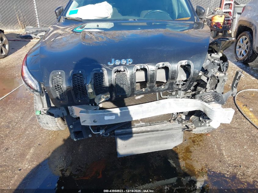 2016 Jeep Cherokee Latitude VIN: 1C4PJMCB5GW246162 Lot: 43958923