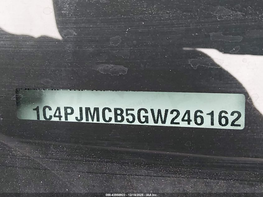 2016 Jeep Cherokee Latitude VIN: 1C4PJMCB5GW246162 Lot: 43958923