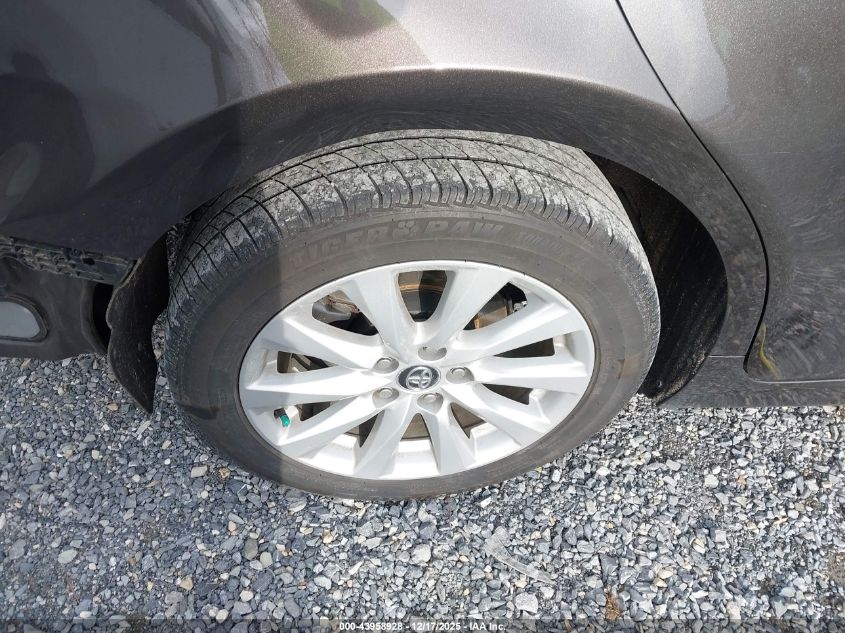 2020 Toyota Camry Le VIN: 4T1L11AK4LU874697 Lot: 43958928