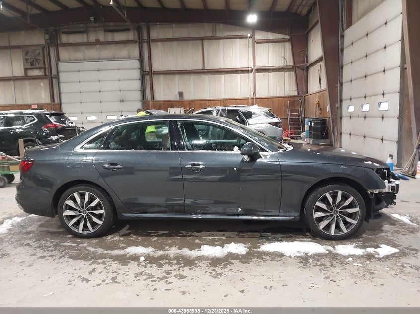VIN WAUABAF44NN002971 2022 AUDI A4 PREMIUM 40 TFSI QUATTRO S TRONIC