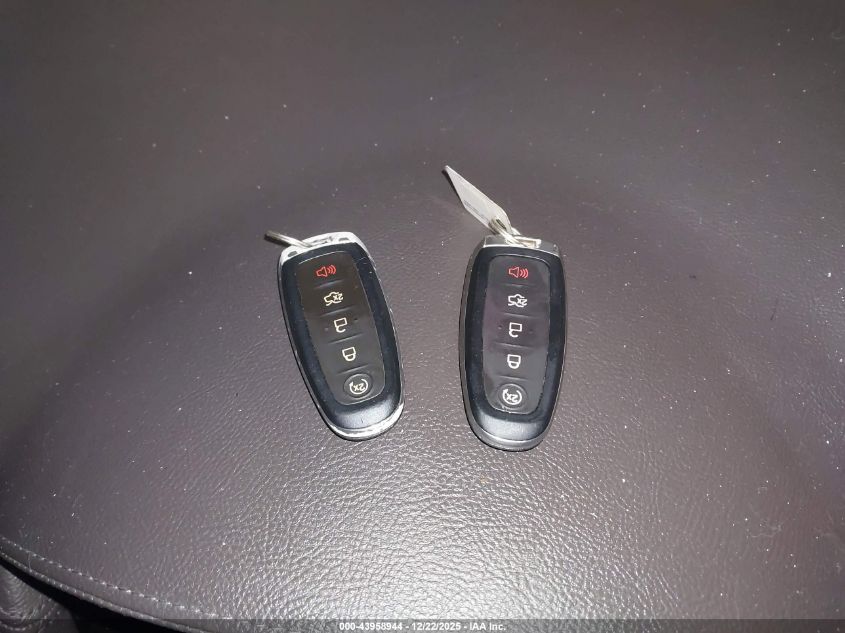 2013 Lincoln Mkx VIN: 2LMDJ8JKXDBL30570 Lot: 43958944