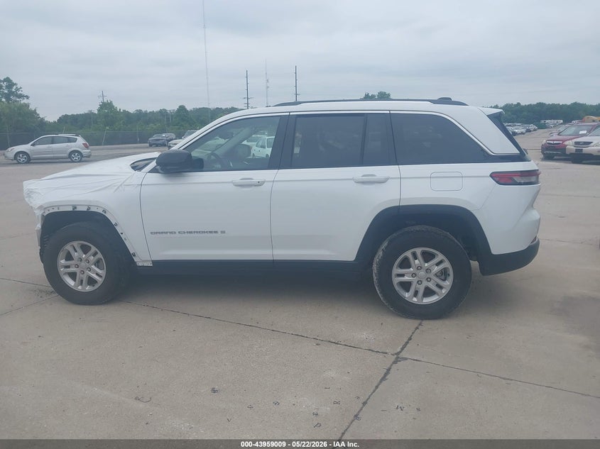 JEEP GRAND CHEROKEE - zdjęcie 14