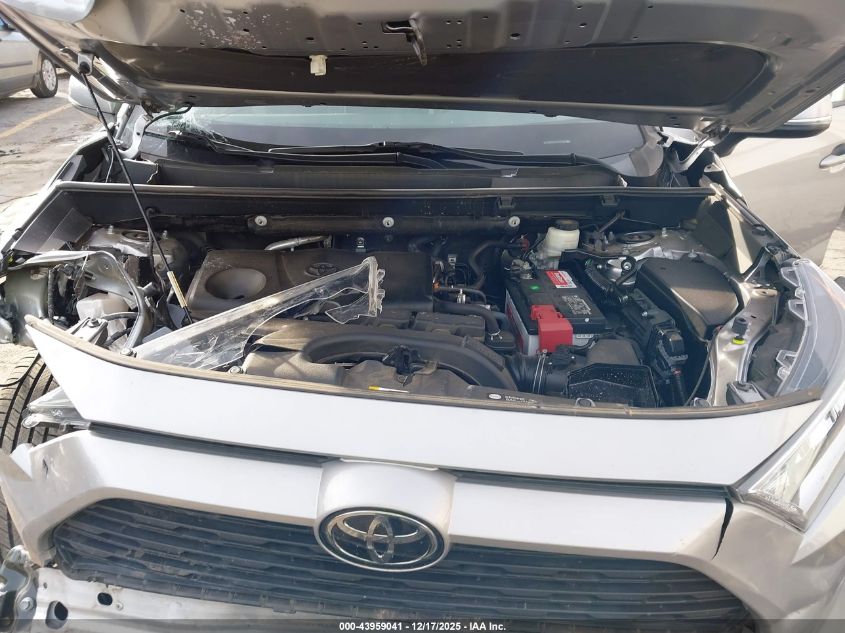 2020 Toyota Rav4 Xle VIN: 2T3W1RFV1LC049370 Lot: 43959041