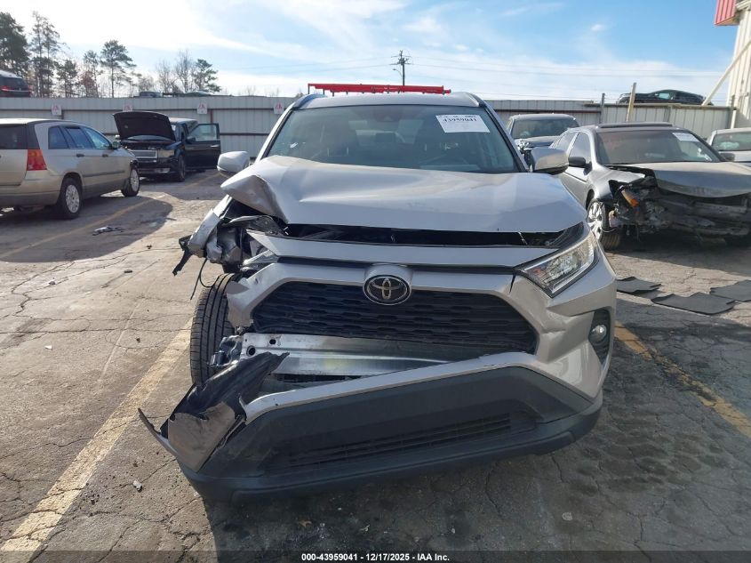 2020 Toyota Rav4 Xle VIN: 2T3W1RFV1LC049370 Lot: 43959041