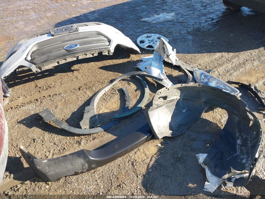 2019 Ford Escape S VIN: 1FMCU0F73KUB22896 Lot: 43959064