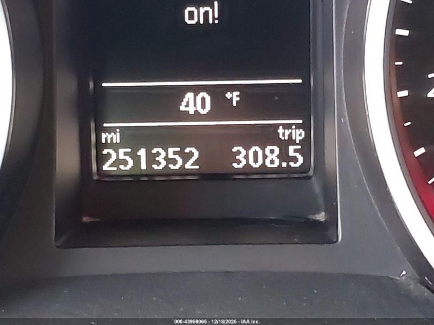 2014 Volkswagen Jetta Sportwagen 2.0L Tdi VIN: 3VWPL7AJ2EM624843 Lot: 43959065