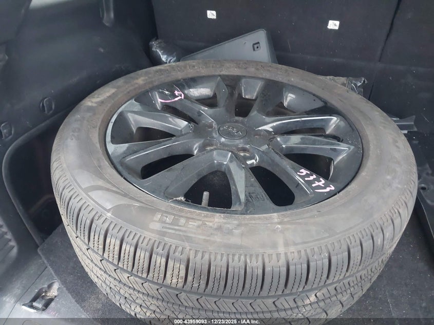 VIN 1C4RJFAG9MC653398 2021 JEEP GRAND CHEROKEE LAREDO X 4X4