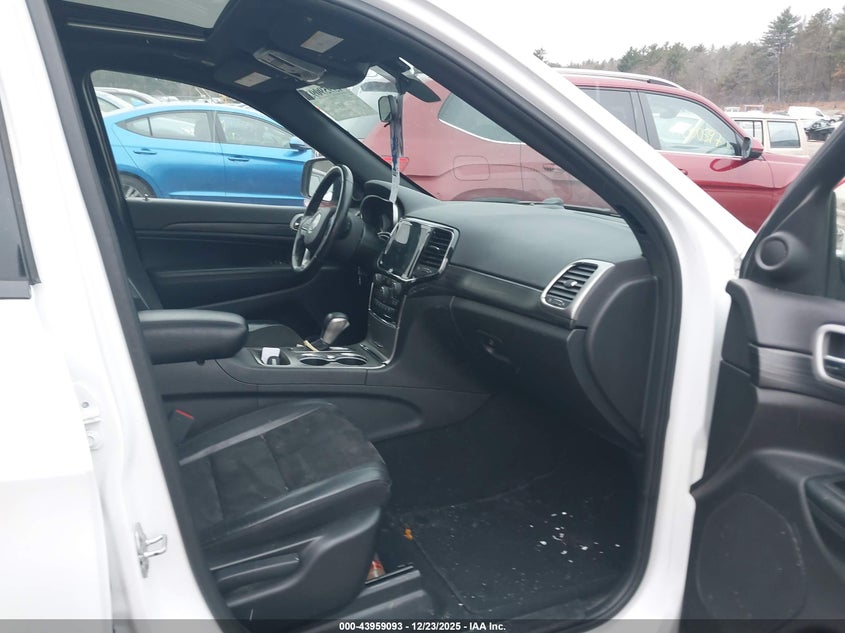 2021 Jeep Grand Cherokee Laredo X 4X4