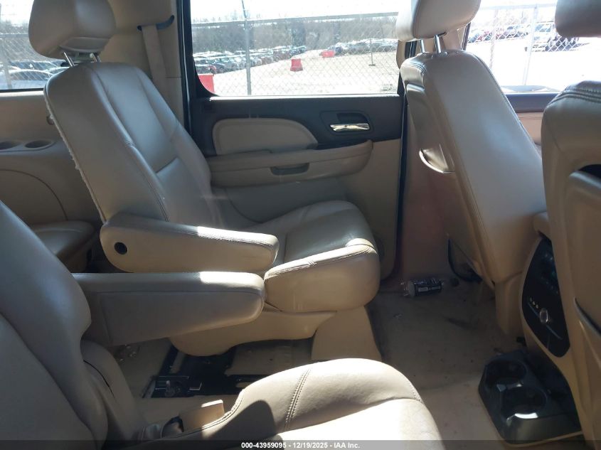 2008 GMC Yukon Xl 1500 Denali VIN: 1GKFK66808J194995 Lot: 43959095