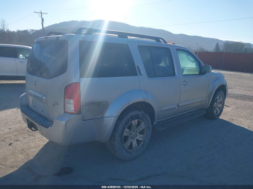 2007 Nissan Pathfinder Le