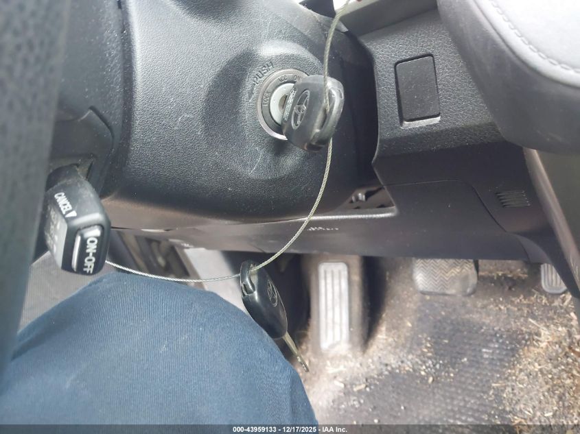 2014 Toyota Rav4 Le VIN: JTMBFREV1ED073832 Lot: 43959133