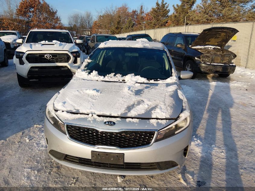 2018 Kia Forte Lx VIN: 3KPFK4A70JE270555 Lot: 43959136