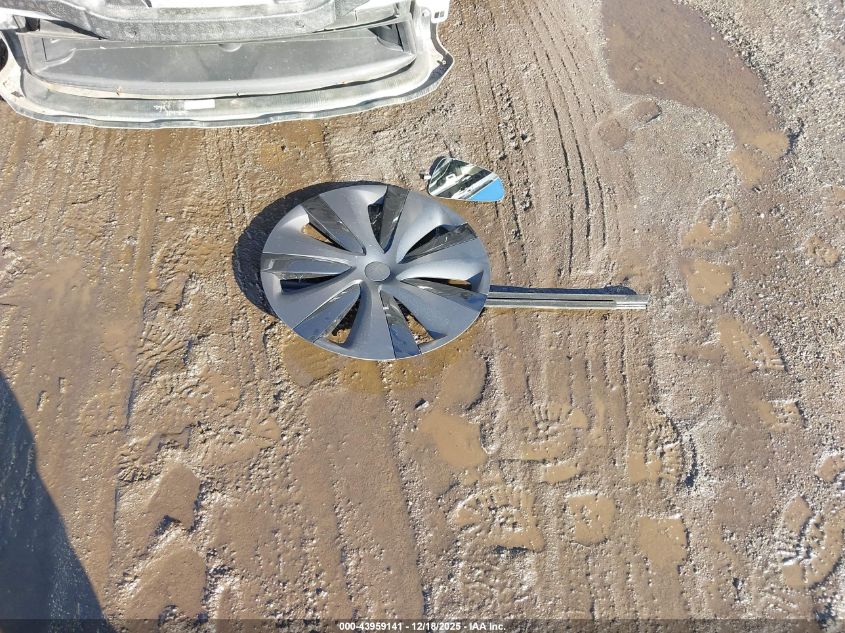 2022 Tesla Model S Dual Motor All-Wheel Drive VIN: 5YJSA1E53NF465039 Lot: 43959141