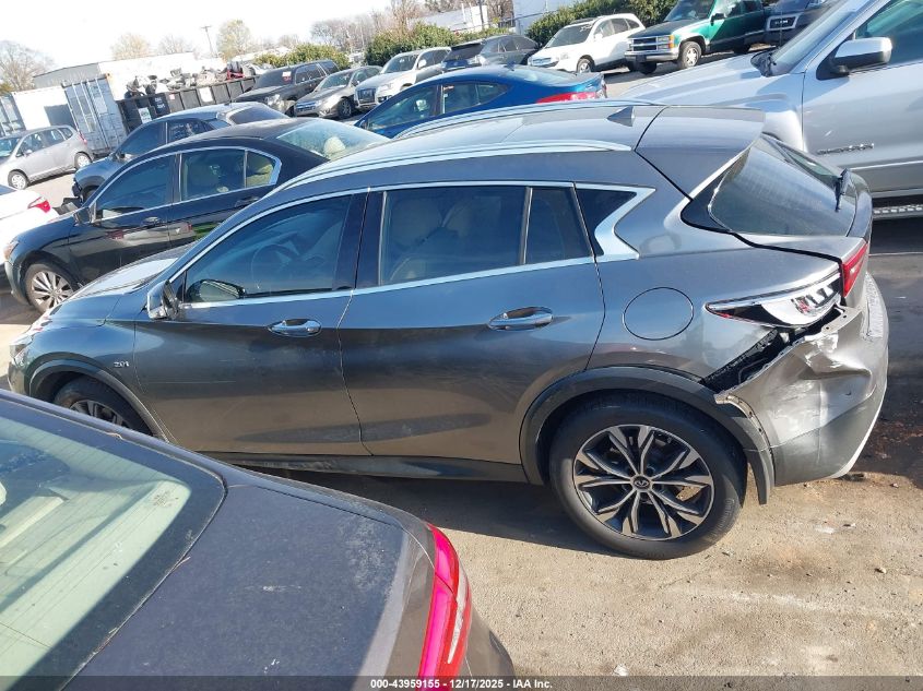 2018 Infiniti Qx30 Premium VIN: SJKCH5CR2JA057564 Lot: 43959155