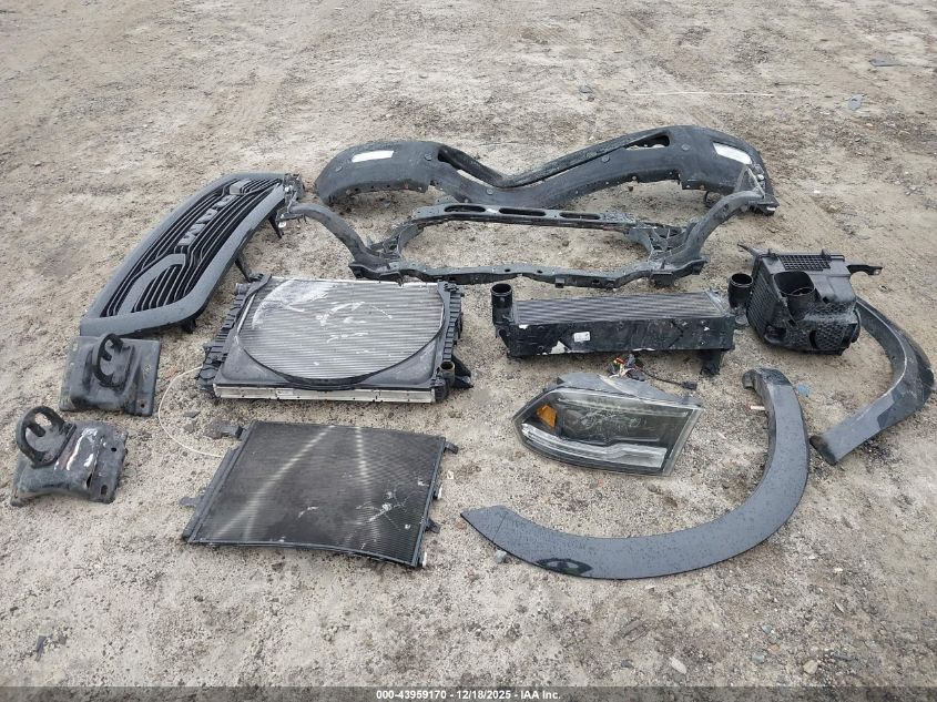 2018 Ram 2500 Laramie 4X4 6'4 Box VIN: 3C6UR5NL6JG218195 Lot: 43959170