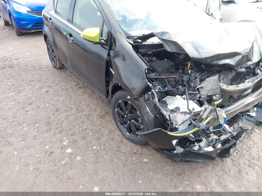 2016 Toyota Prius C Persona Series VIN: JTDKDTB37G1121361 Lot: 43959217