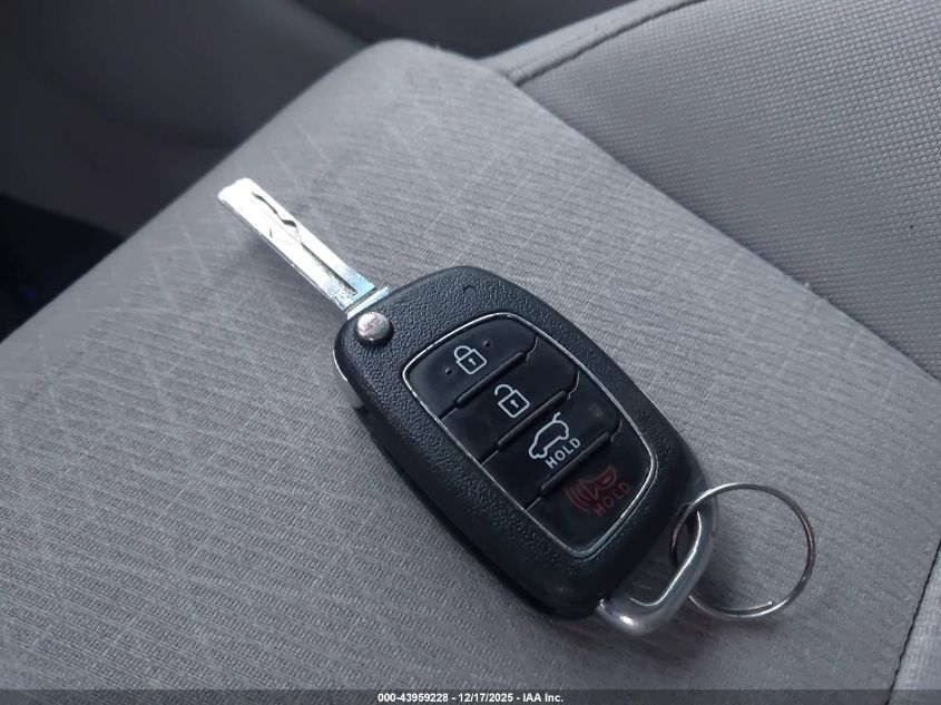 2018 Hyundai Tucson Se VIN: KM8J2CA48JU660231 Lot: 43959228